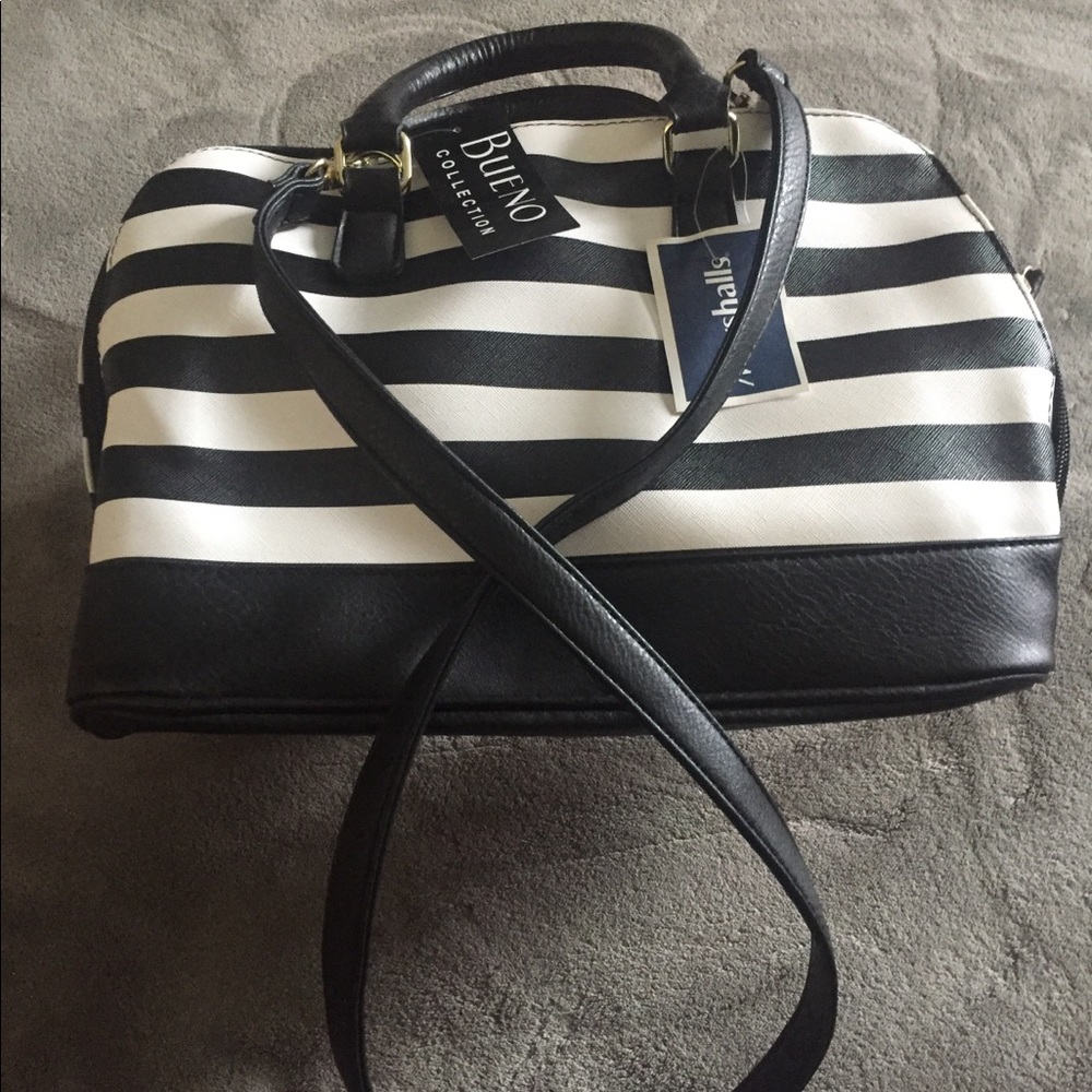 NWT Nautically Inspired w/Removable Shoulder Strap
